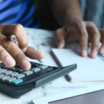 Comment calculer son taux d’endettement pour un crédit ? Formule et conseils mon-compte-banque