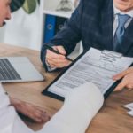 Portabilité de la mutuelle : qui paie après la fin du contrat de travail ?-Mon compte Banque