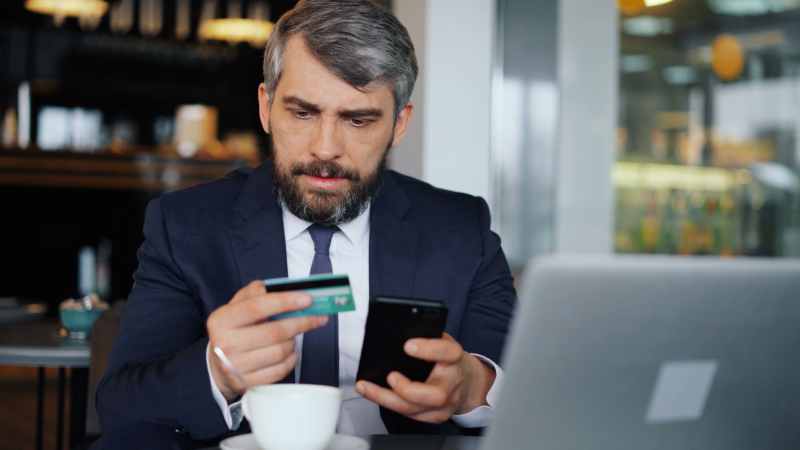 Les frais et le taux de change Mon compte Banque Les frais et le taux de change Mon compte Banque